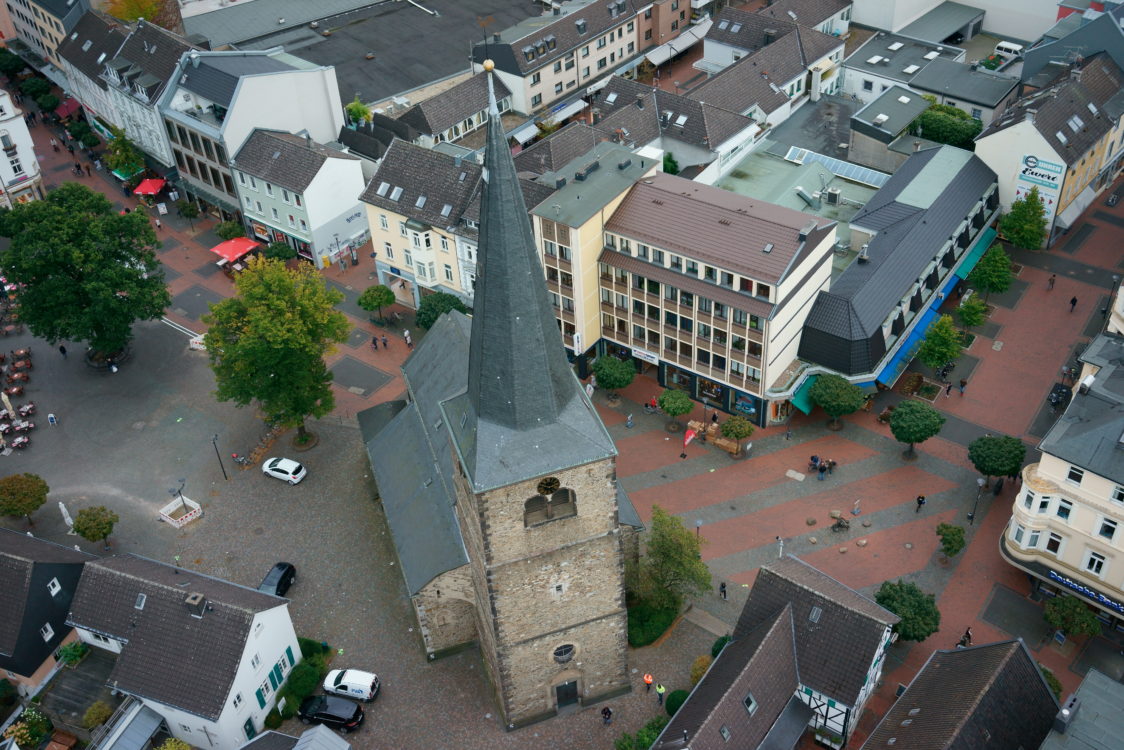 Reformationskirche Hilden von oben 3