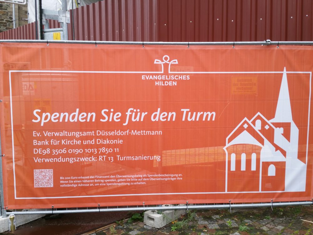 Spendenbanner für den Turm der Reformationskirche