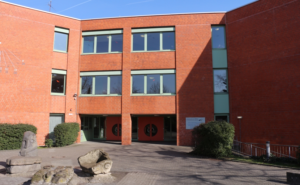 Dietrich-Bonhoeffer-Gymnasium
