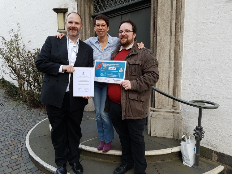 Medienpreis für evangelisches-hilden.de v.l.n.r. Thorolf Haas, Isabell Orgassa, Henning Rothkegel