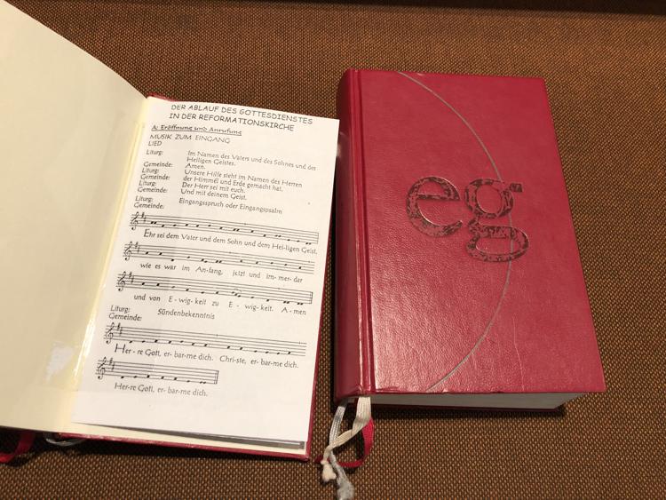 Gottesdienstablauf im Gesangbuch Reformationskirche
