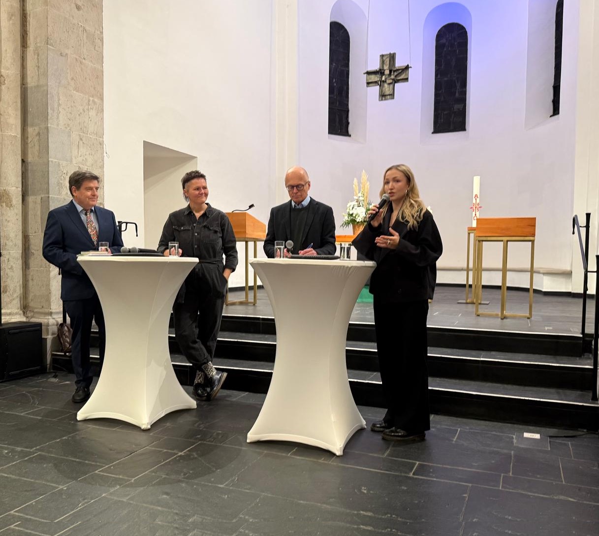 Du betrachtest gerade Nachbetrachtung zur Veranstaltung „Zukunft der Kirche“ vom 25.10.25